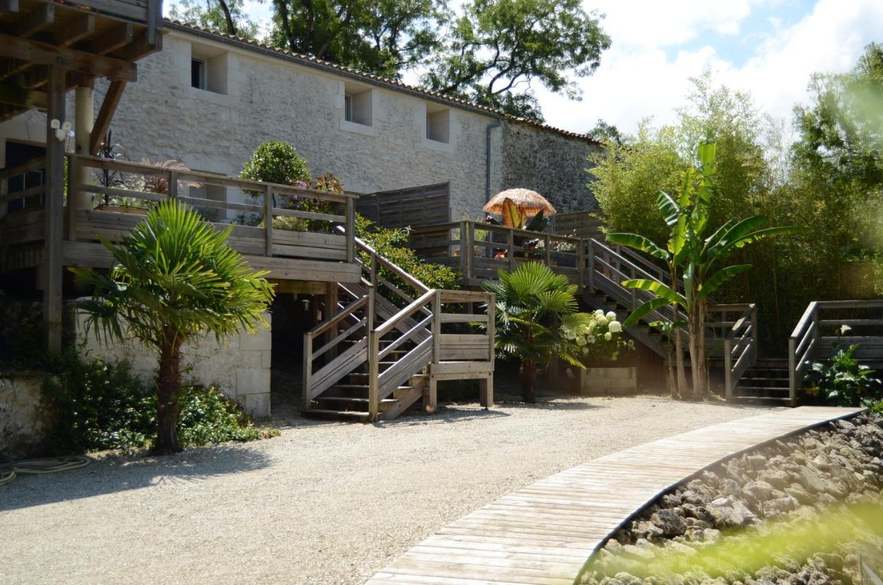 Gite De St Hilaire Soubise Exterior photo