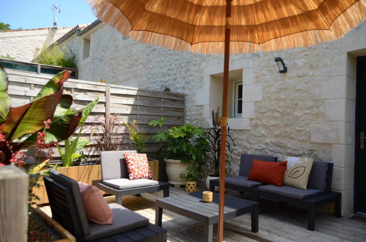 Gite De St Hilaire Soubise Exterior photo
