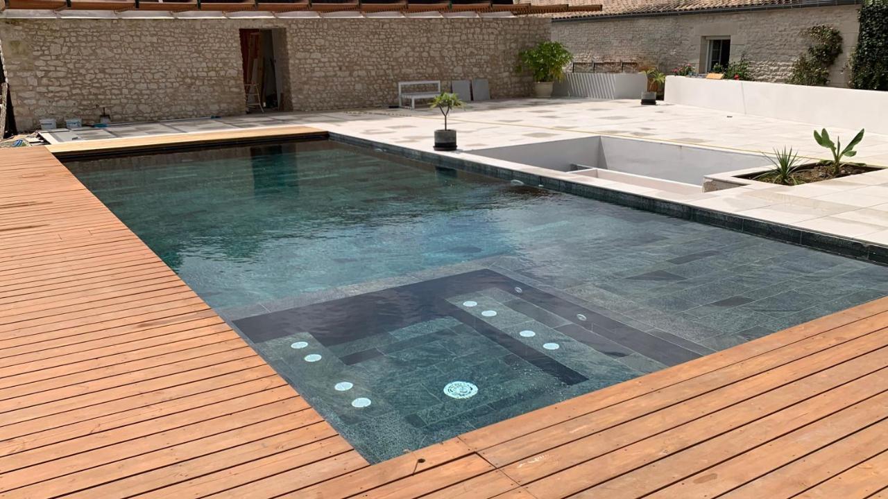 Gite De St Hilaire Soubise Exterior photo